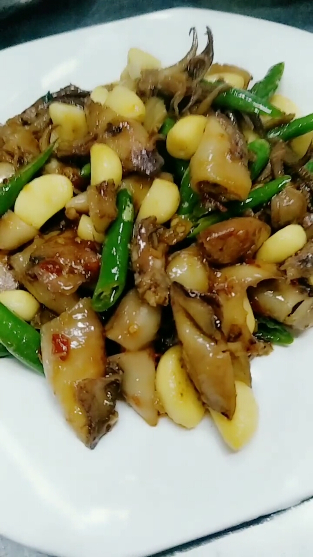 杆子哥的美食#你绝对想像不到籽乌还可以这样炒.