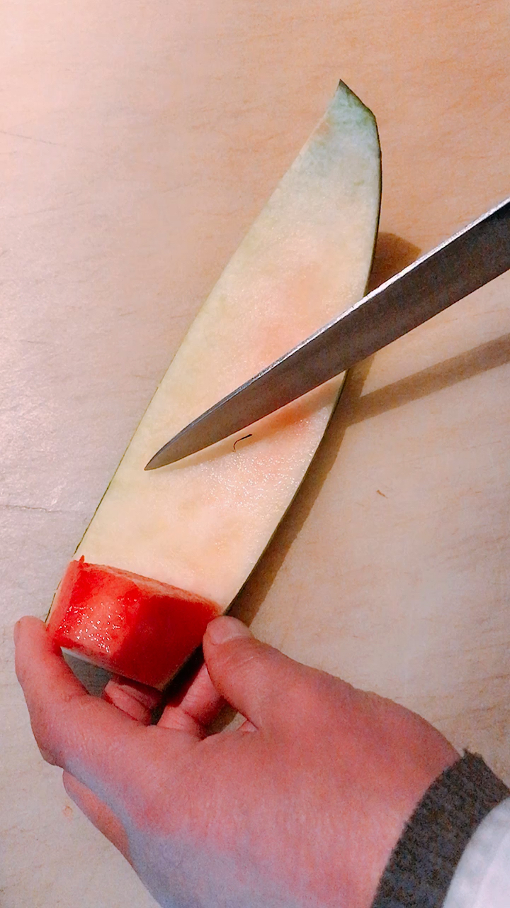 我还是曾经那个少年#西瓜皮简单拉花,这一刀阿姨都学会了