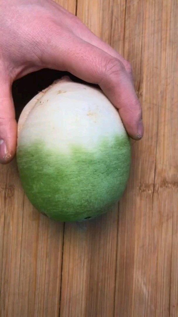 我在浙晚现场#萝卜玲珑球,学不会我生吃.