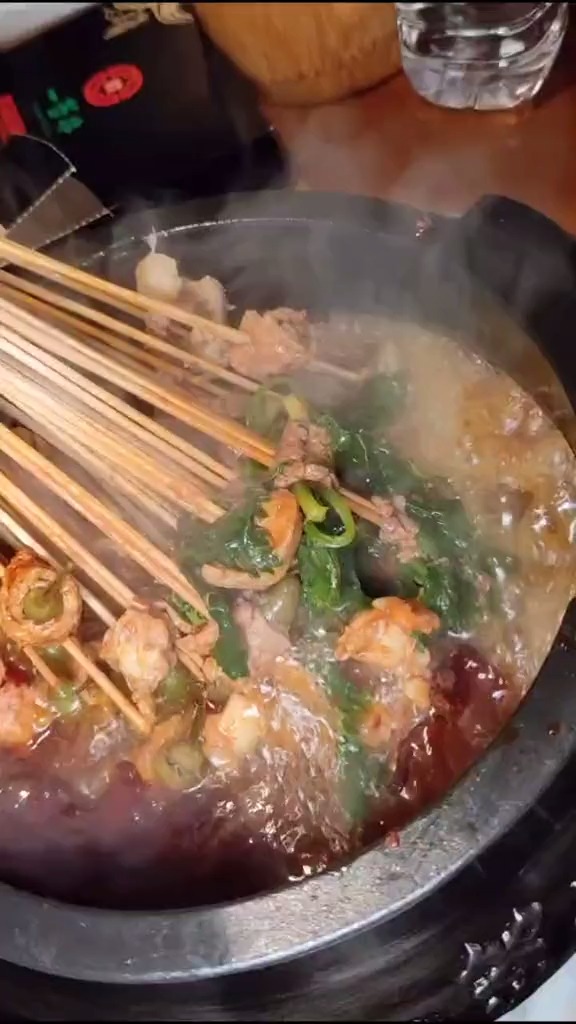 美食#量大实惠的泥锅涮串你吃了吗?