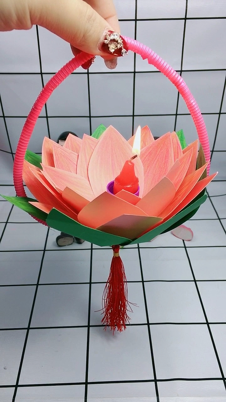 全民手工制作#自己做个莲花灯