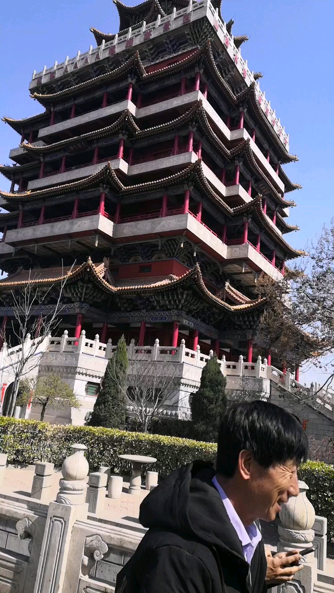 老铁们请欣赏清徐县东湖水塔塔
