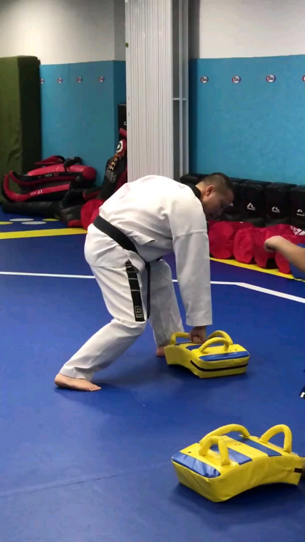 防身有术#跆拳道破板