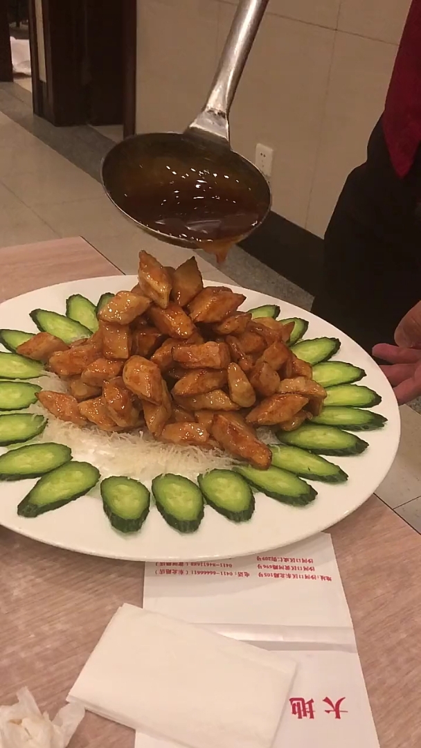 东北的高级菜式,拔丝地瓜!真丝,真多