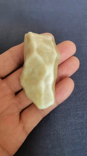 罗布泊地表蛋白原石#非常完整的一块地表蛋白原石,玉化很好,肉质细腻