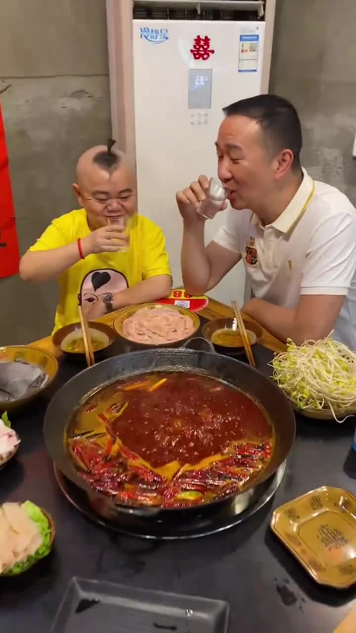 搞笑段子劇#搞笑火鍋館之蹭飯新高度