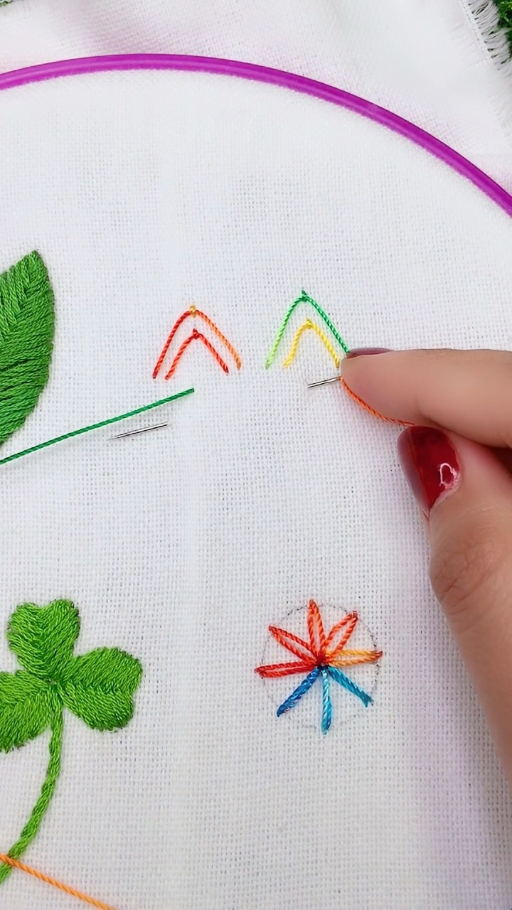 幼儿园小朋友都喜欢的图案,可以缝在小孩的衣服上!