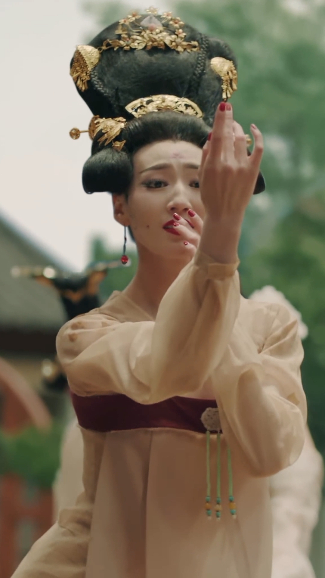 #欢喜闹元宵#丽人行-双面燕洵d,视频取自 唐砖,第一次剪竖屏视频,给个
