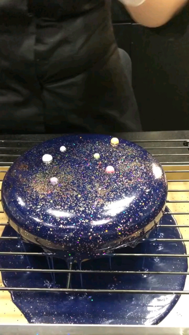 星空淋面蛋糕