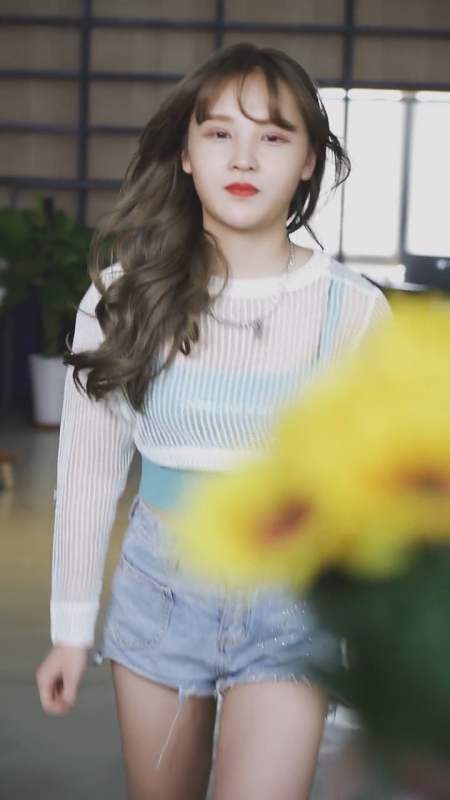 扫码下载度小视 发个视频 让别人知道 志鸿白马小志 23.48万粉丝