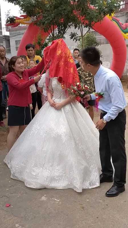 掀盖头了你见过没,祝福新人