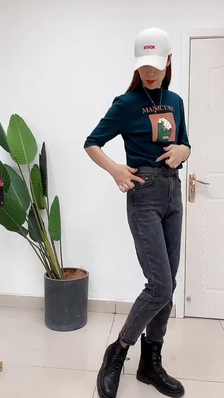 高弹小直筒牛仔裤,显瘦显高百搭时尚不挑人#穿搭#微胖女生