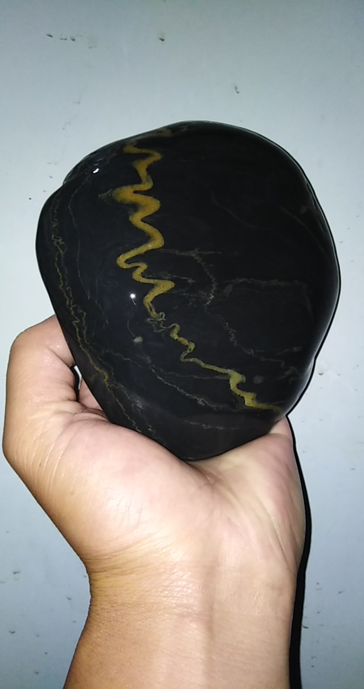 石头上的故事#汉江金纹,简洁明亮,拐的舒畅!