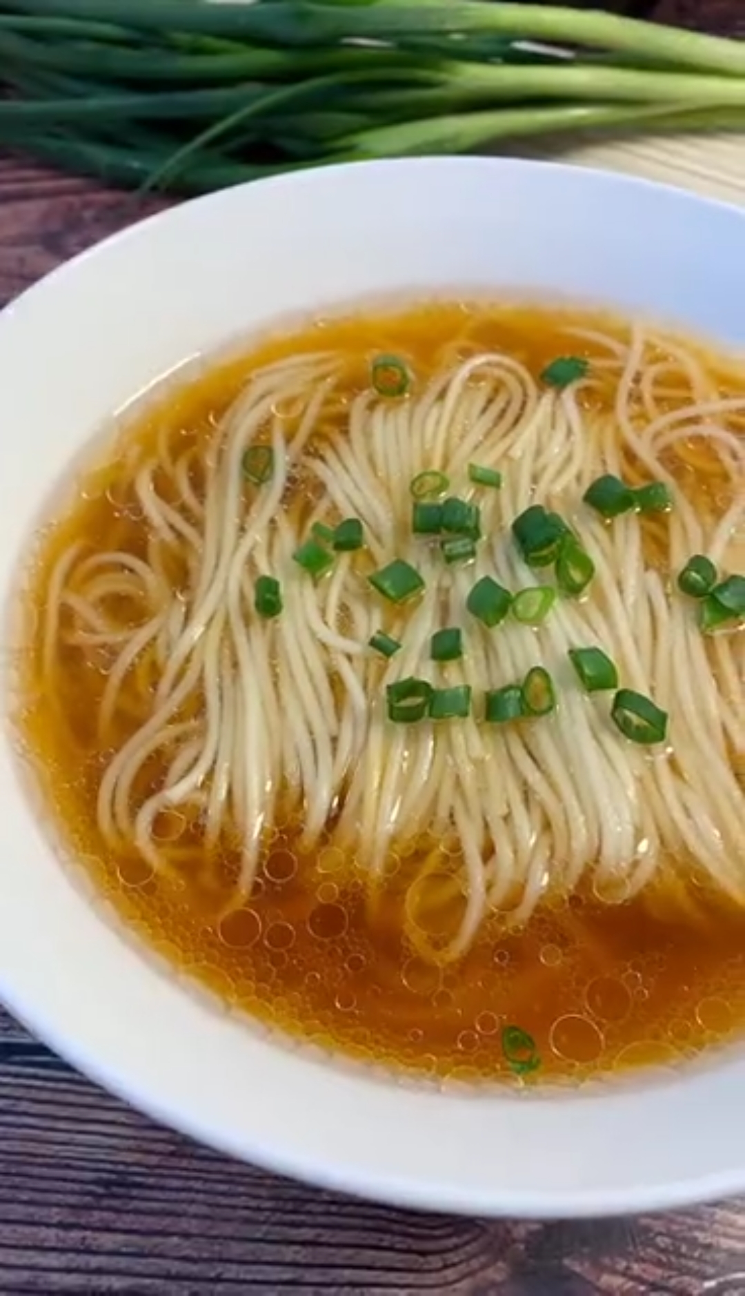 45 汤清味美 清淡爽口  最美不过一碗阳春面!