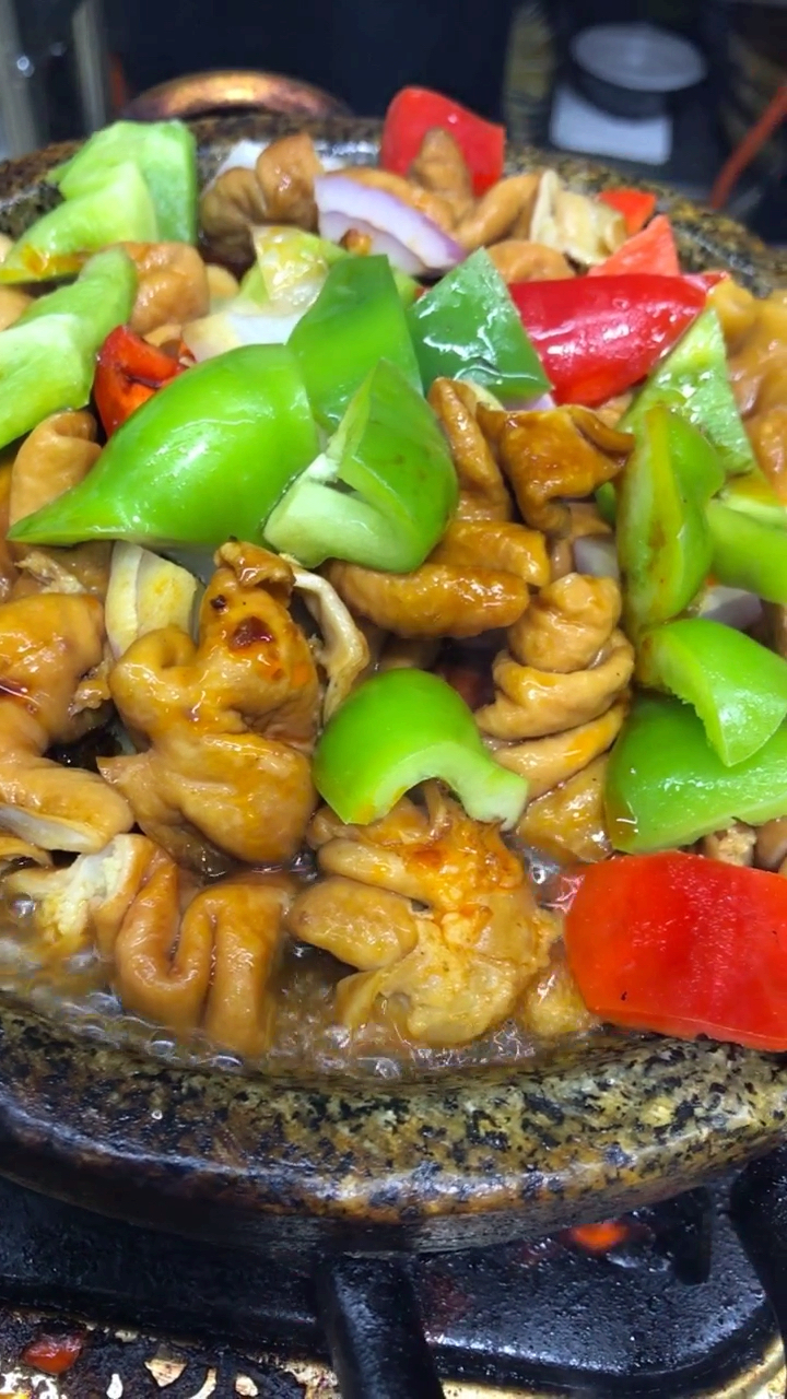 石锅菜中的王者——石锅大肠!