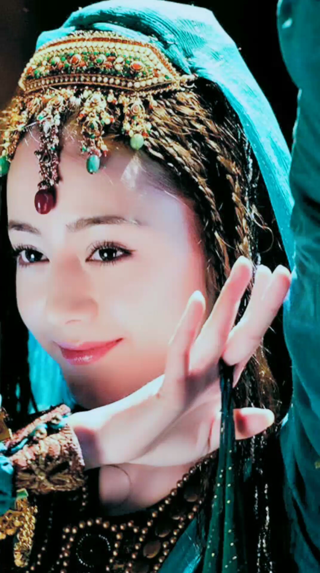 谁说女神热巴不适合古装?她这几个古装造型美得倾国倾城!