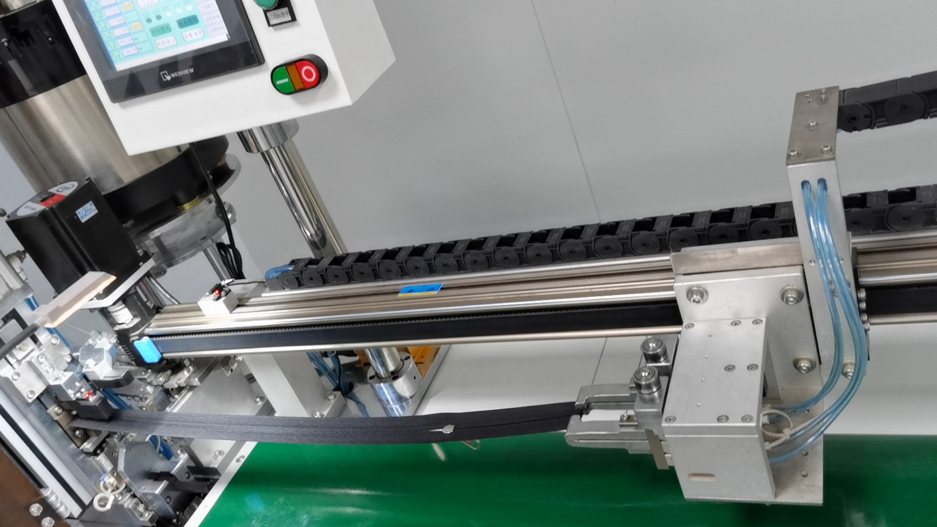 艾佳自动穿拉头设备 全自动控制 轻松穿上拉链头