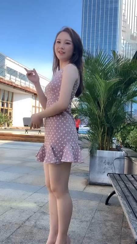 你负责跳舞我负责拍照如何豆芽鸭鸭江江街拍