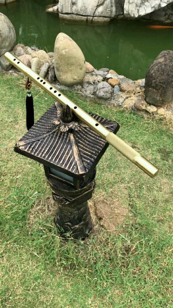 黄金笛子内有乾坤