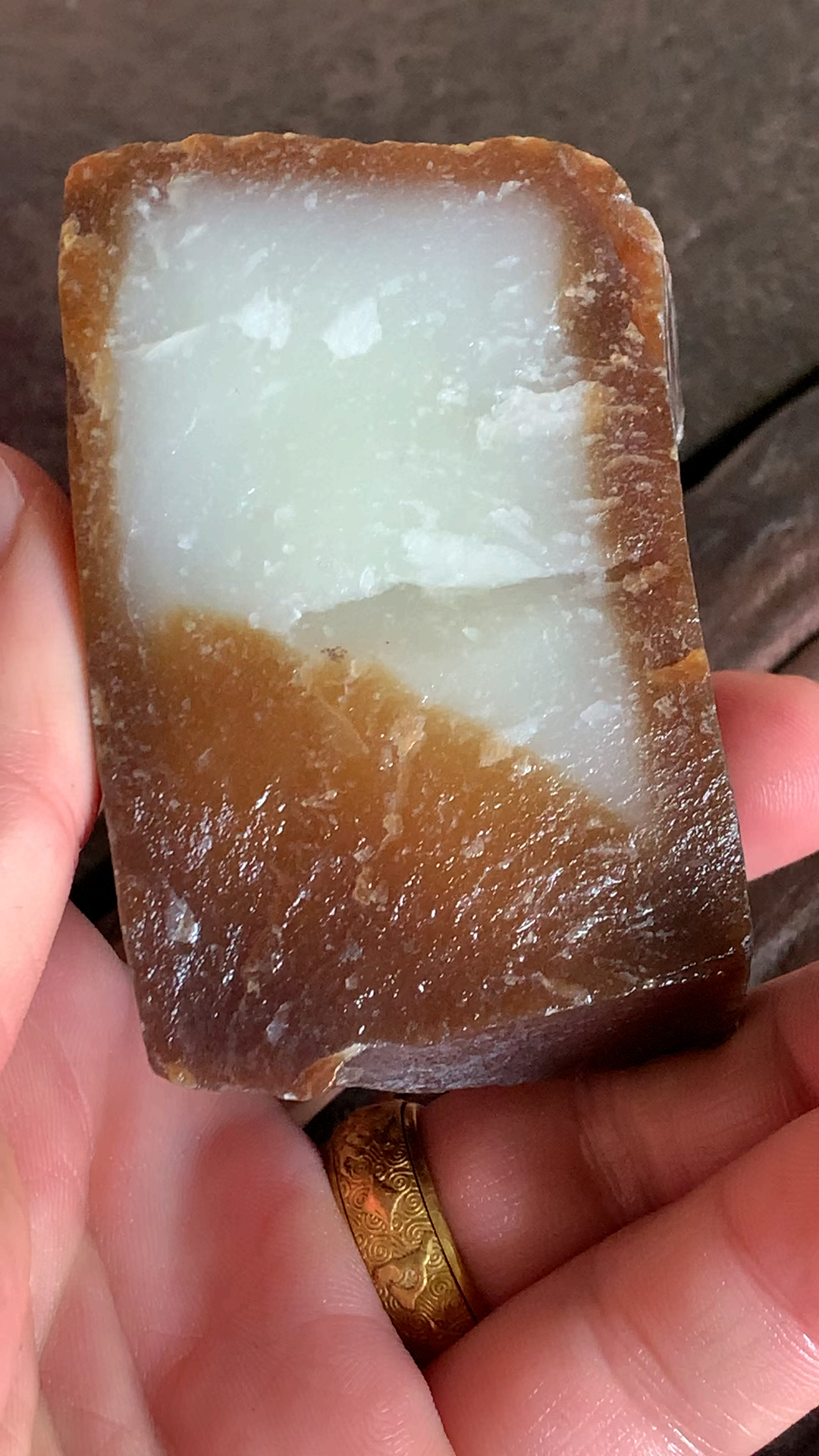 顶级且末金山糖白玉,你值得拥有.