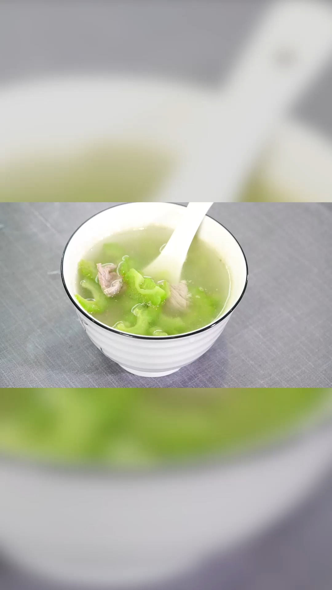 苦瓜瘦肉汤的做法