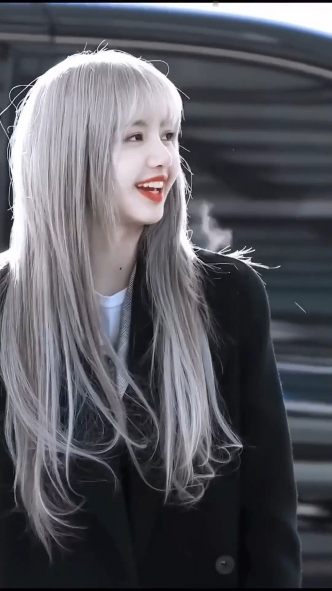 娱乐#lisa!小甜豆甜甜的笑容,真是太好看了,你有没有被迷倒