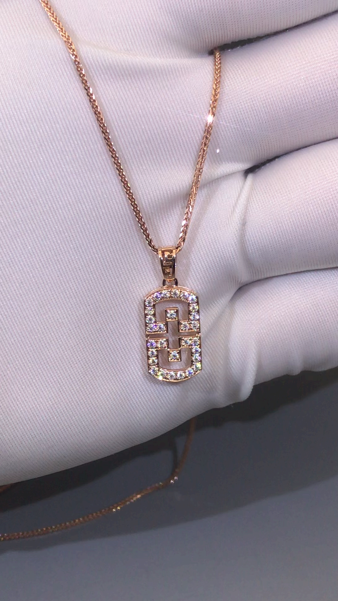 小号回形针吊坠