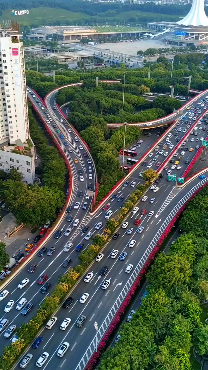 南宁平良立交图片