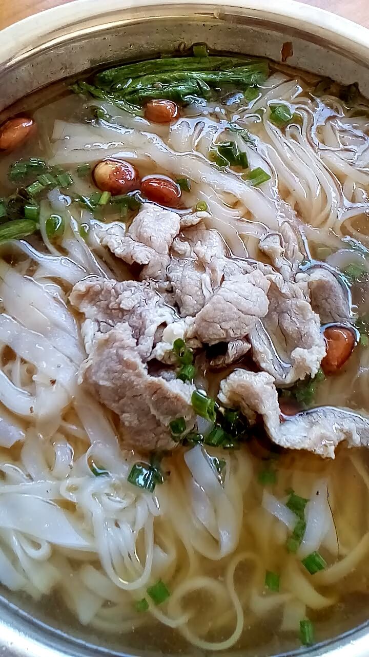 美食#一碗美美的鲜肉粉 让元气满满