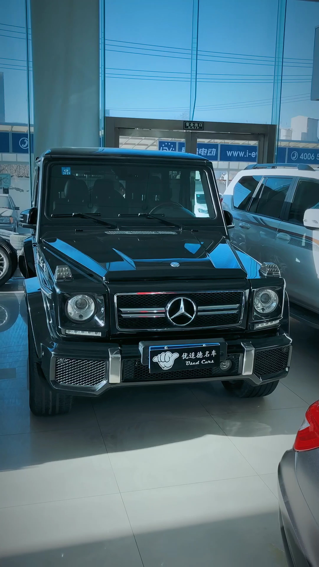 网红越野车奔驰大g,里外都那么霸气!