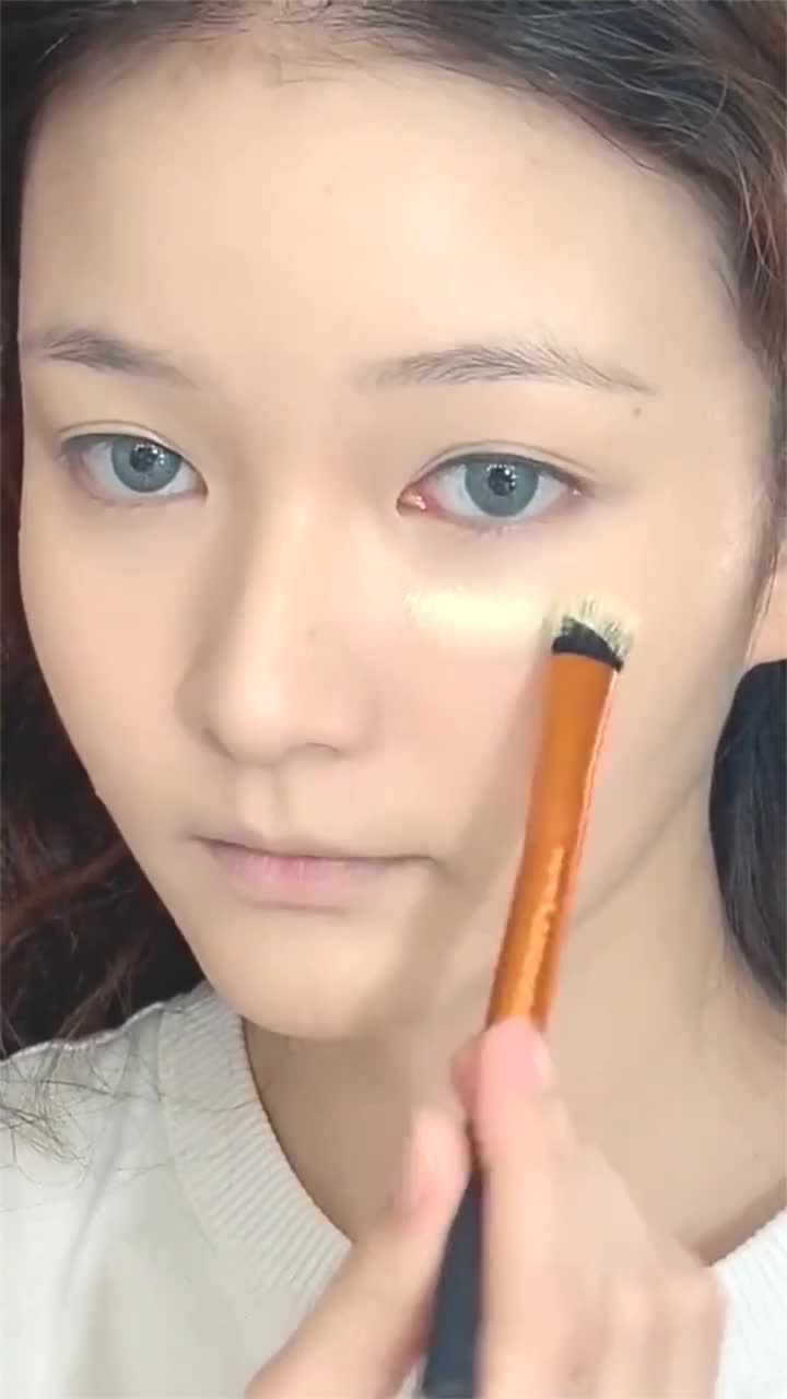 跟着女装大佬小姐姐学化妆,头一次知道眉毛眼影还能这样化