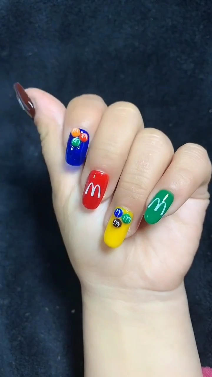 我要上热门#m豆彩虹糖美甲