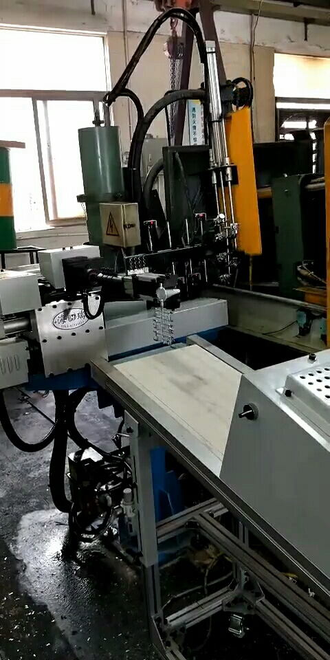 锌合金自动取件机