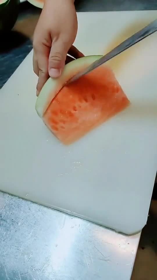 万能的西瓜切法,这样的果盘招待客人,真的是太有面子了啊