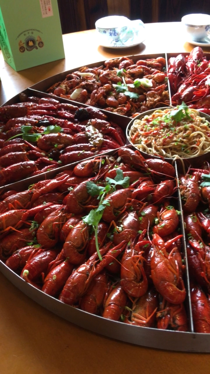 【小龙虾大拼盘】2