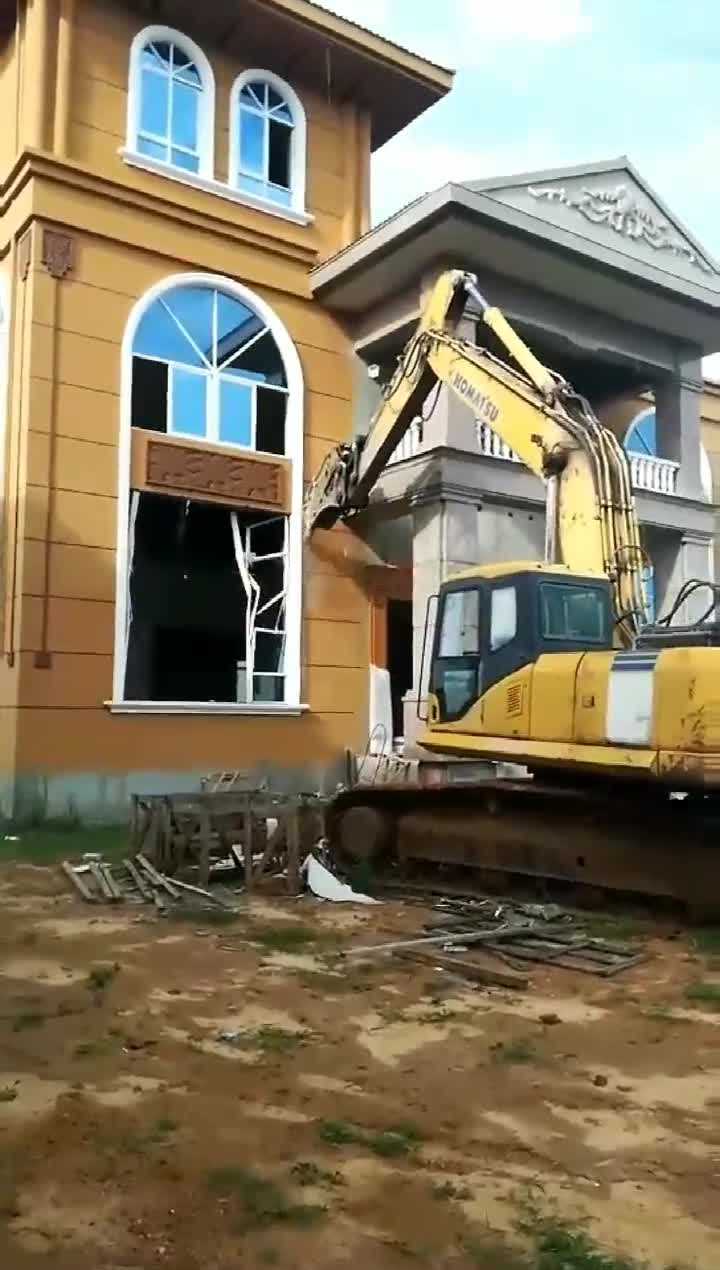 挖机拆房子先拆哪图片