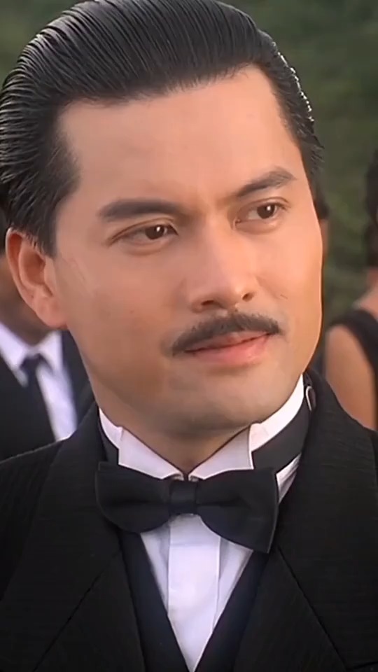 "丁力许文强"八十年代被喻为经典中的经典,记得上海滩说明你也老啦