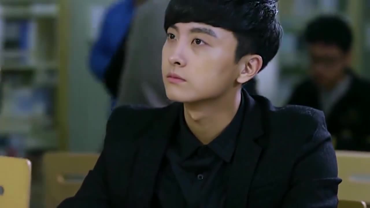 搭错车:时君迈抢了小美的工作,小美竟用这种方式报复他!