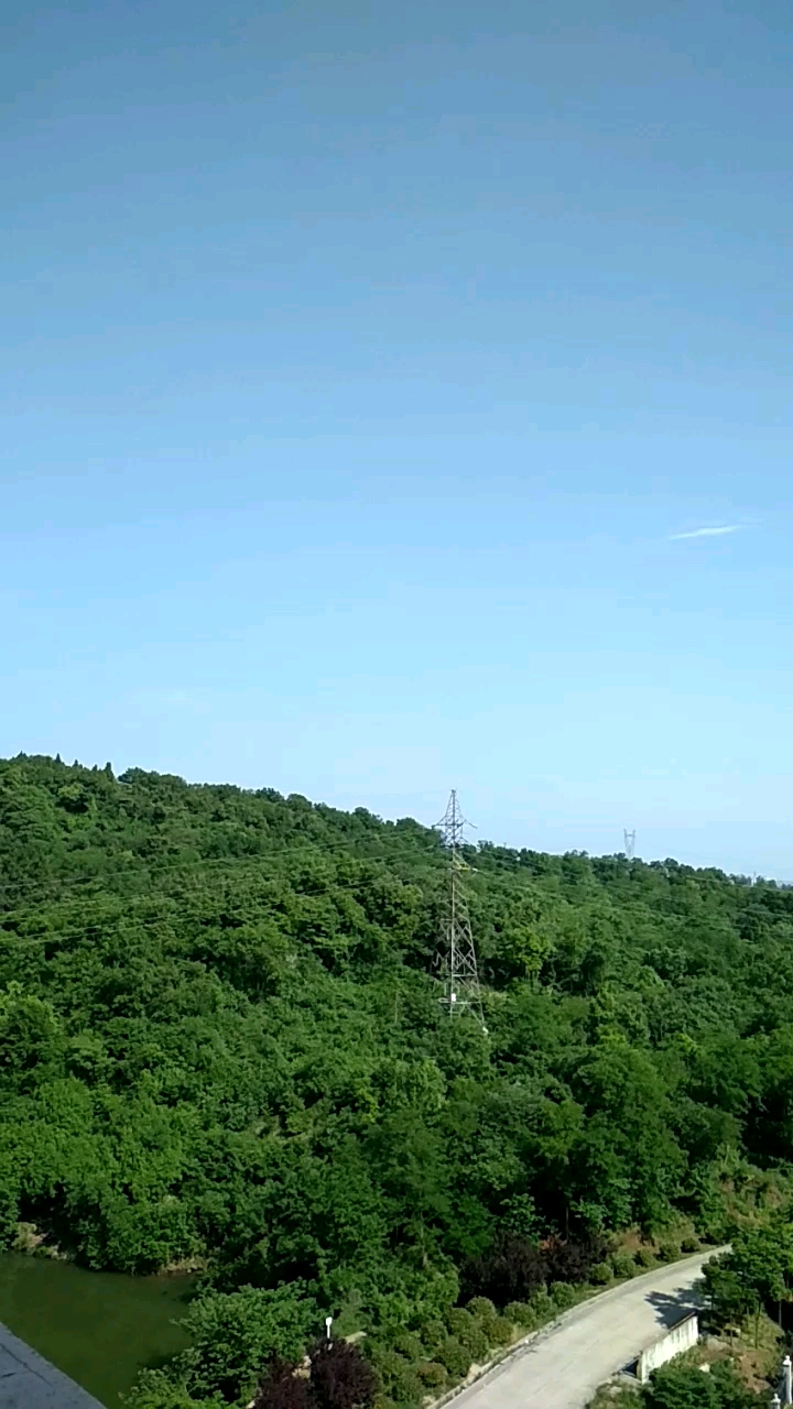 晴空万里无云