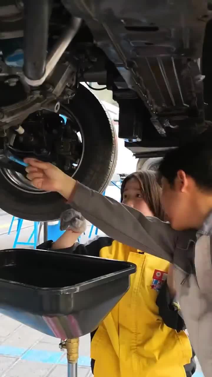 第一次更换齿轮油,觉得还不错的老铁给个赞呗