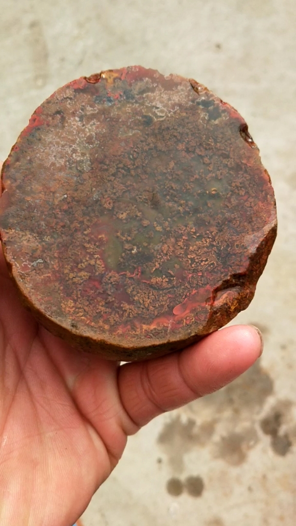 战国红新品原石