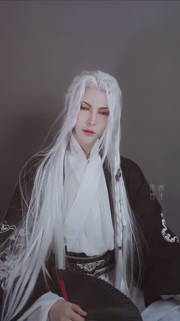 谁说仗剑需策马,我偏要闲庭看晚霞.—夙胤言生