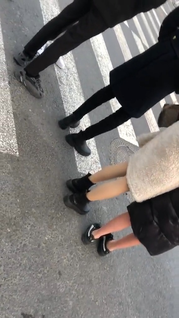 社会人的脚脖子