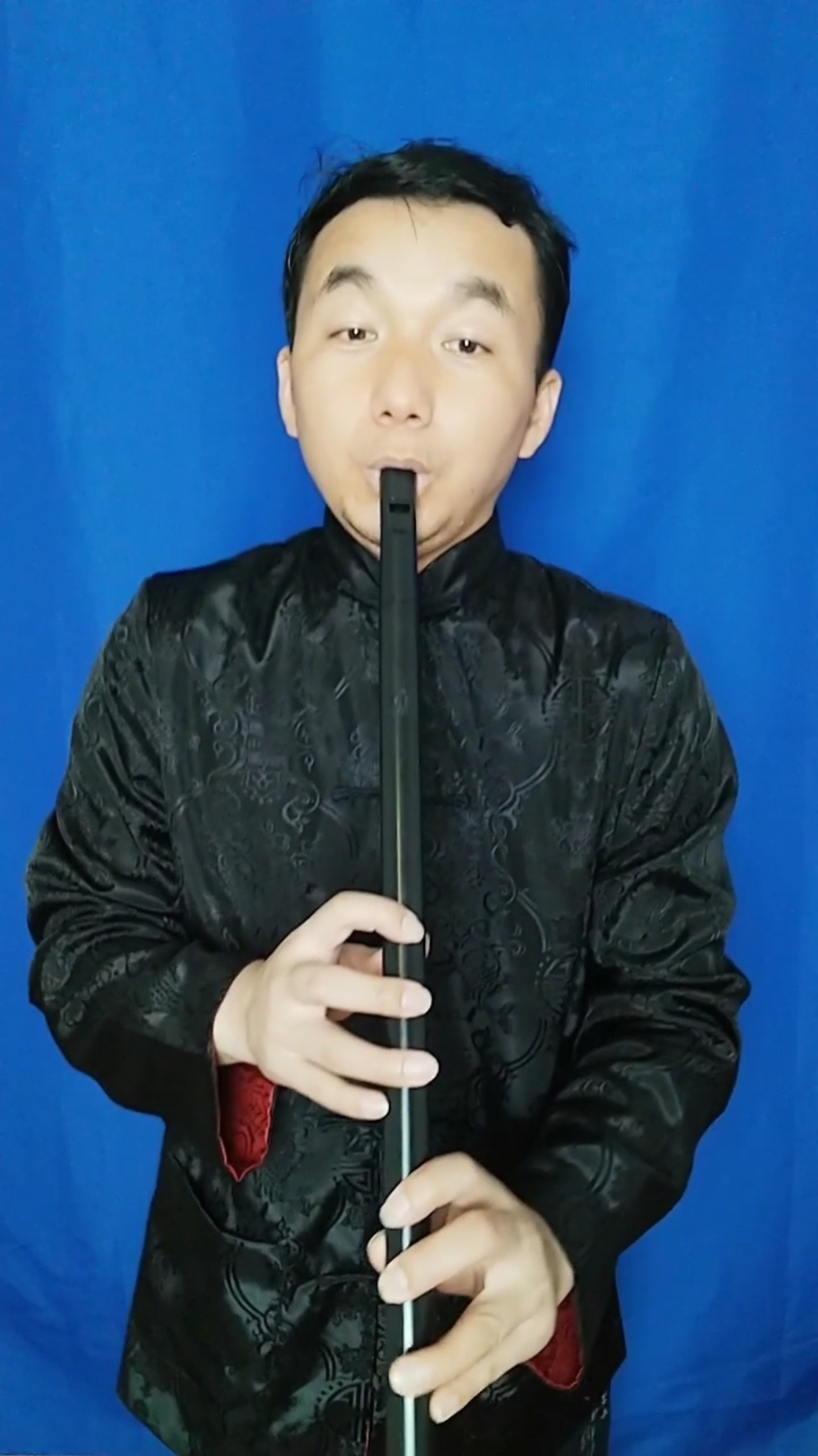 娱乐#低音哨笛演奏《康定情歌》