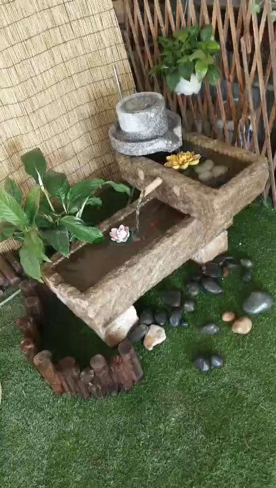 老旧猪槽流水组合