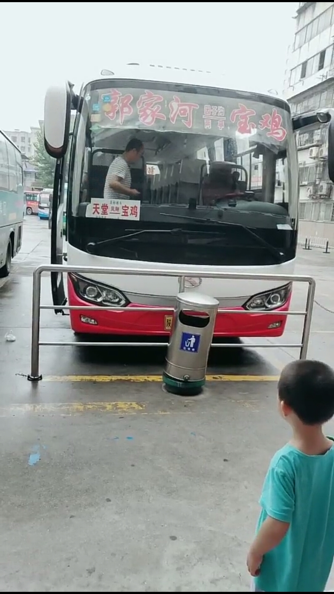 去往天堂車的車,準備發車了,還沒有上車的旅客,抓緊上車!