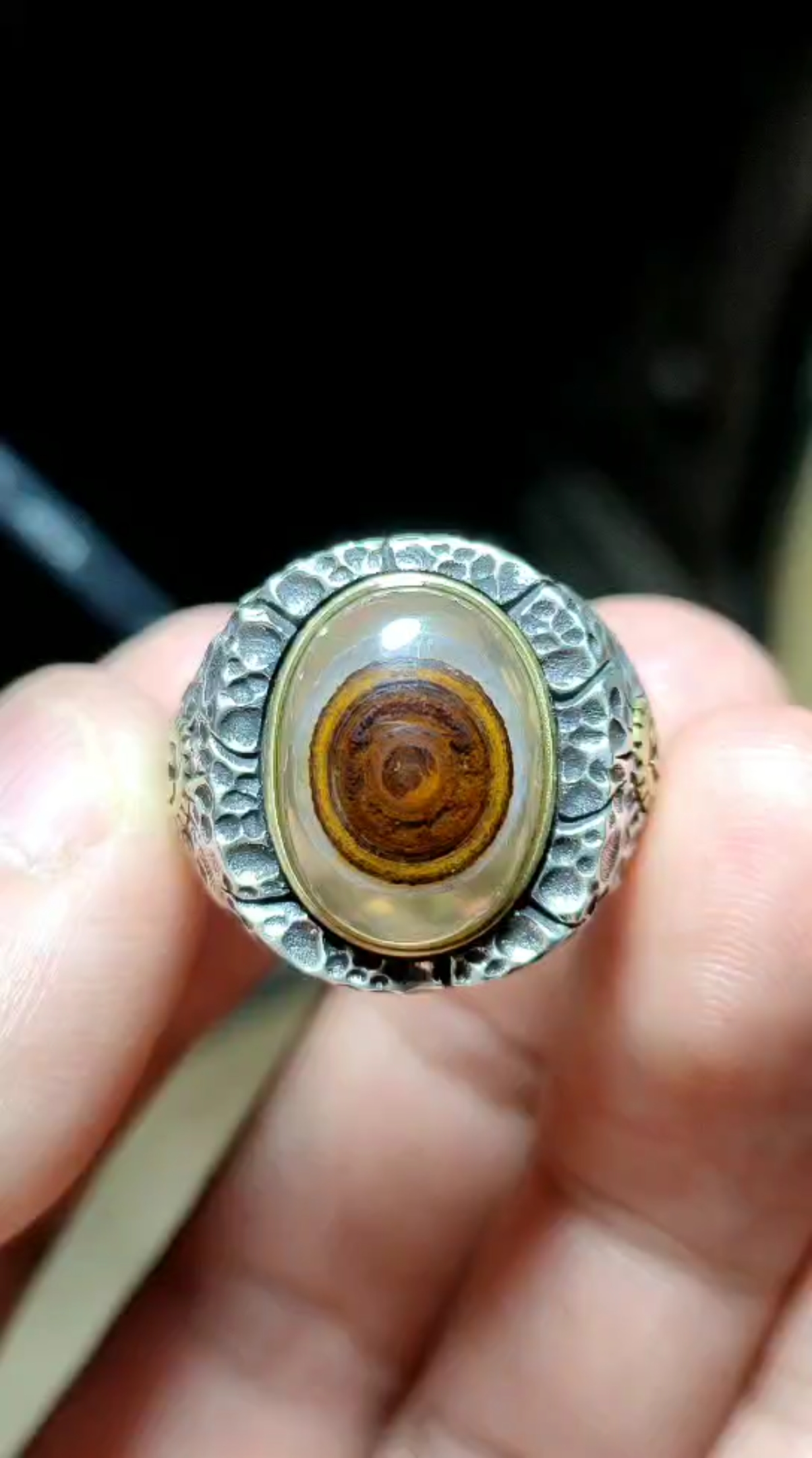 蒙天珠#极品蒙天珠白玉戒指,冰种起荧光!非常漂亮(精品蒙天珠)