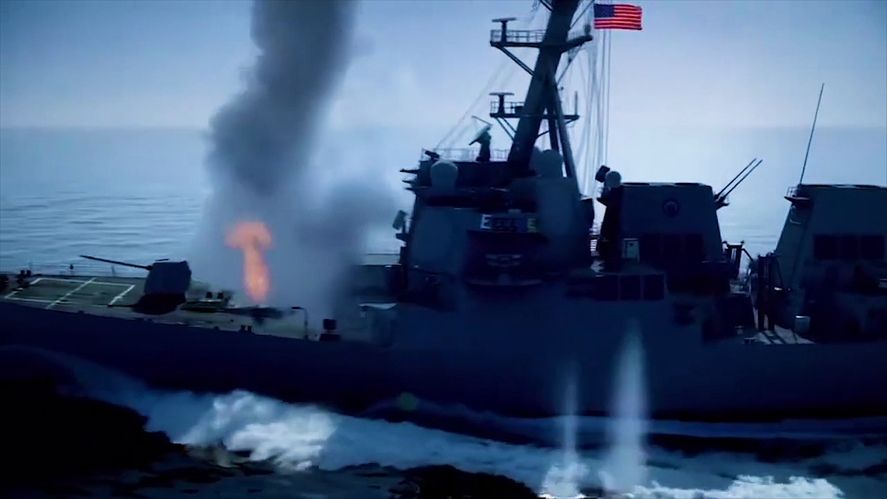好看电影#看的美剧《末日孤舰》中,阿利伯克级驱逐舰同时发射多枚