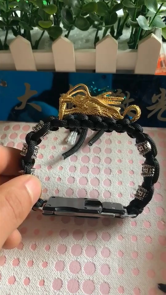 好看  帅气  点进主页.还有女式的东西哦 美气