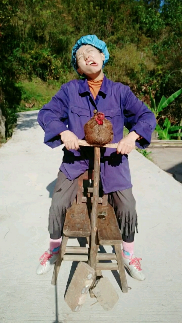 骑摩托的大爷被你们玩坏了